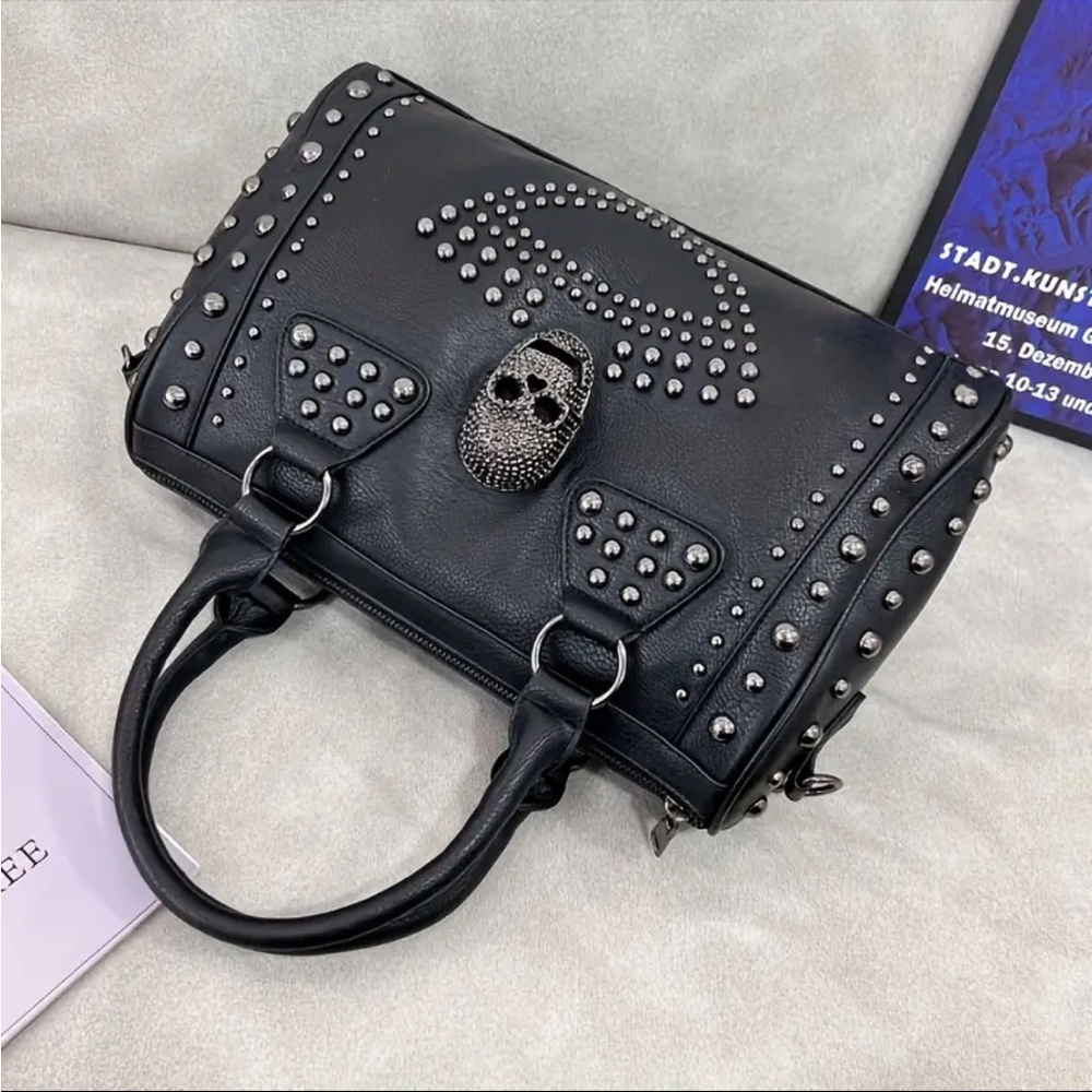 🆕 Black Punk Skull & Rivets Boston Shoulder Bag, Y2K - Steampunk Style Handbag - Picture 8 of 12